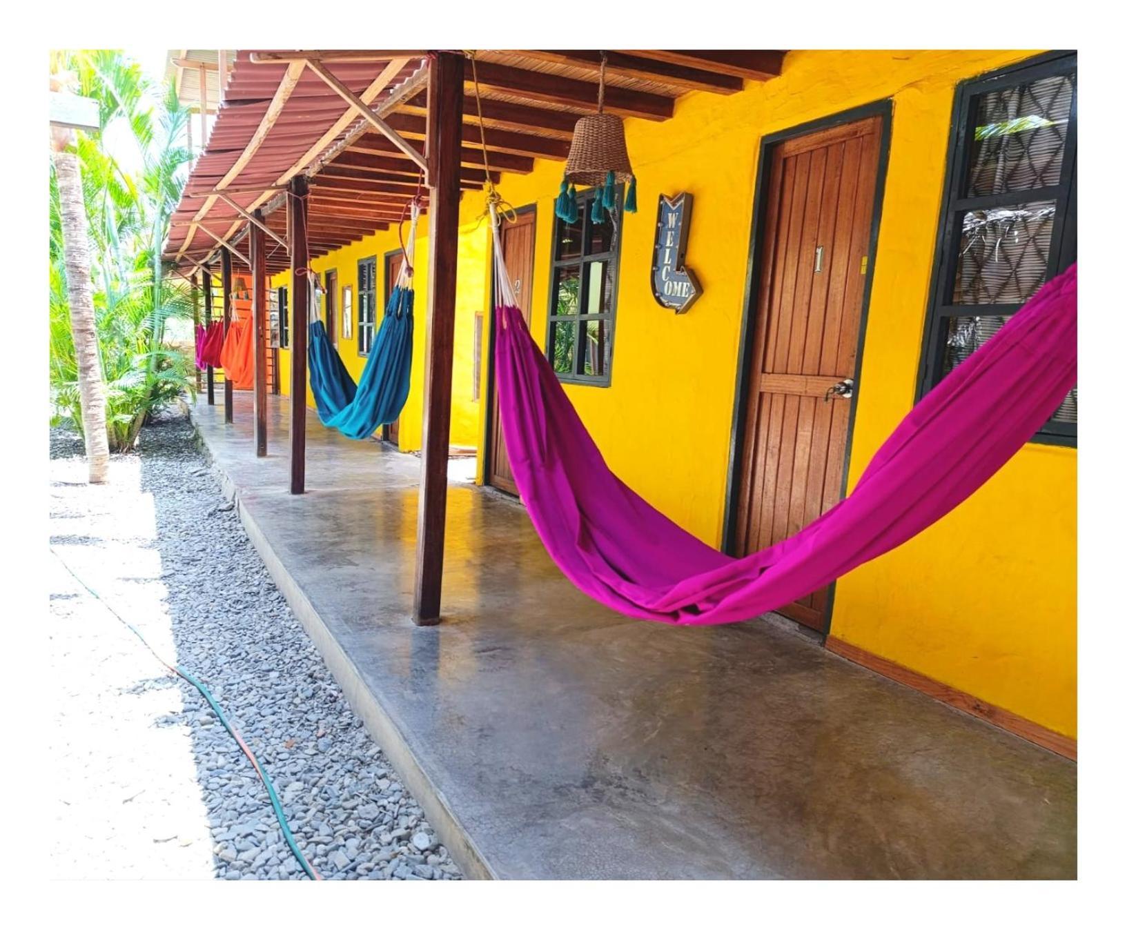 Casa Naranja Hotel Mancora Luaran gambar