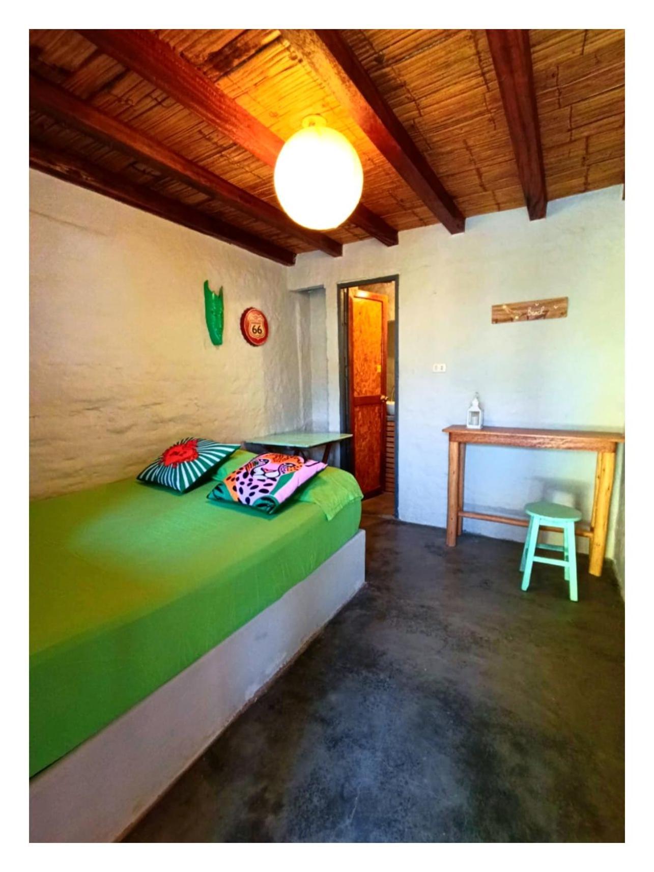 Casa Naranja Hotel Mancora Luaran gambar